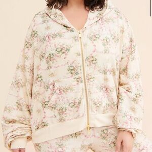 Selkie Floral Cream Hoodie Medium